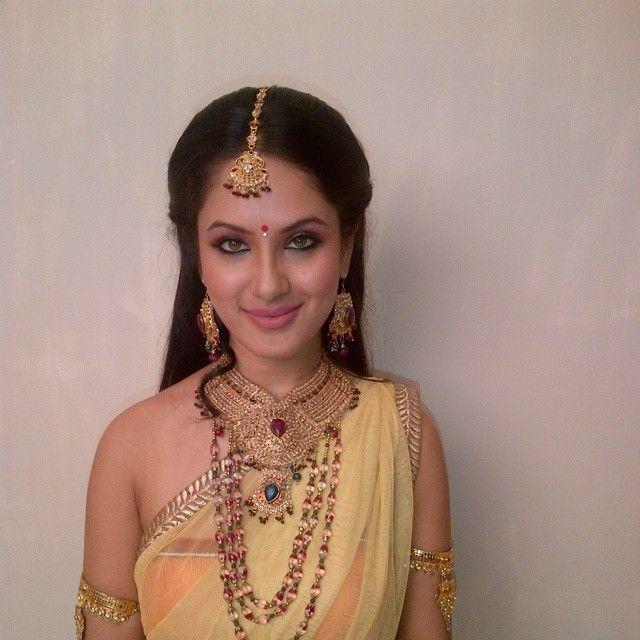 TV Actress Puja Banerjee Rare & Unseen Stunning Hot Photos