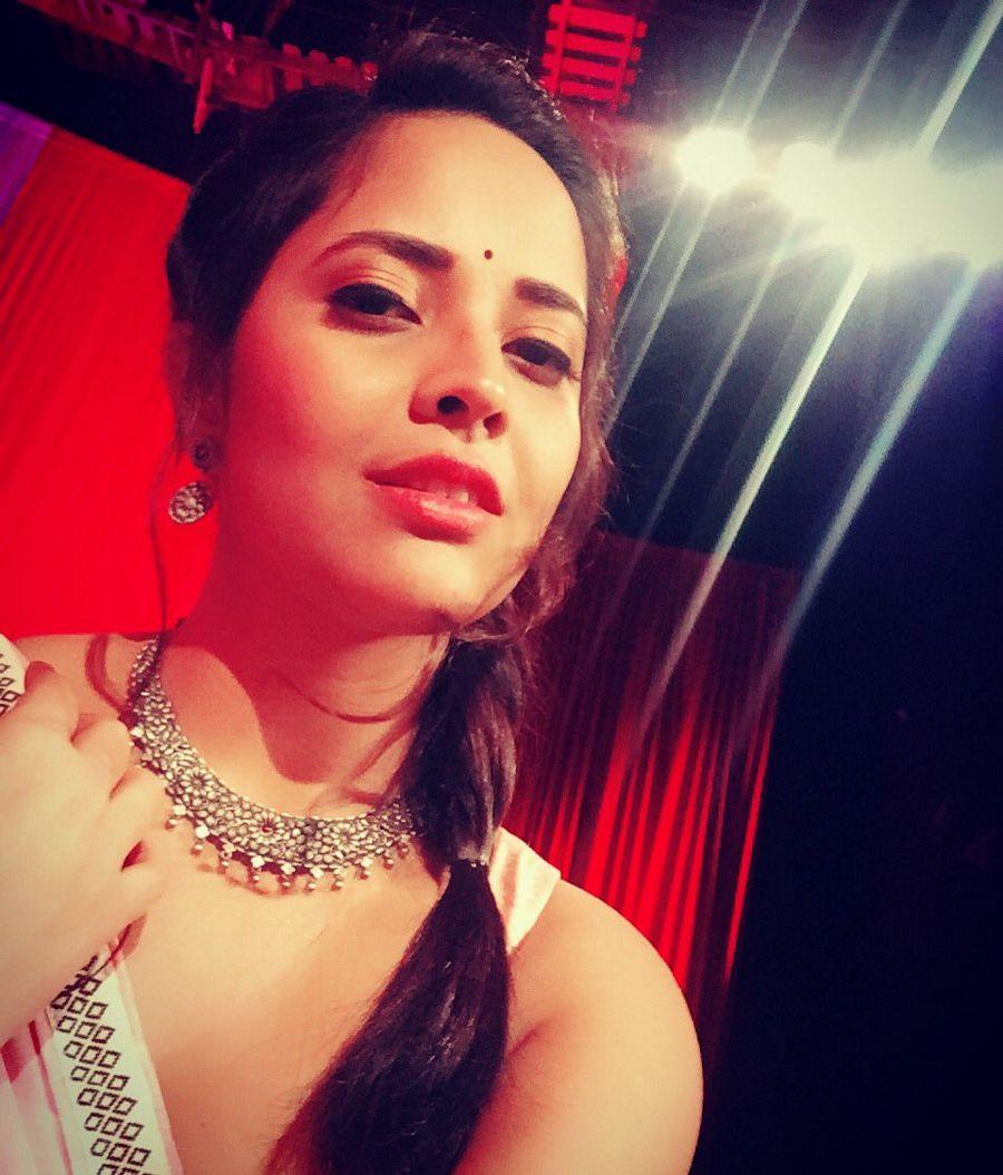 TV Anchor Anasuya Rare & Unseen Photos