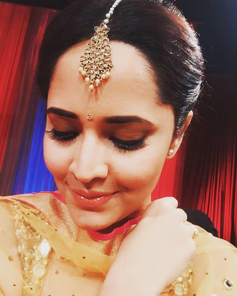 TV Anchor Anasuya Rare & Unseen Photos