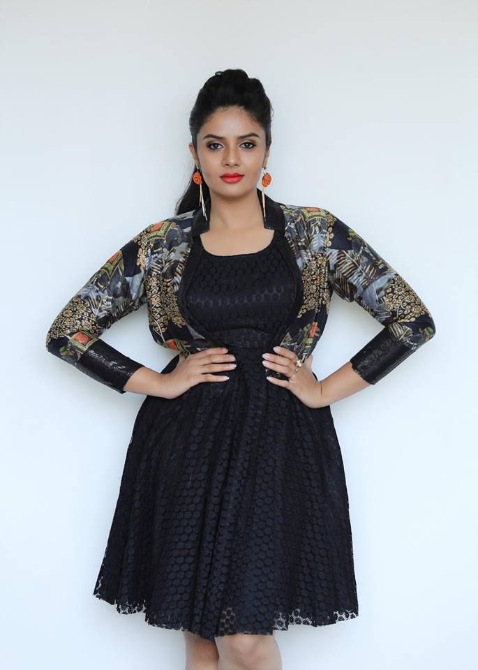 TV Anchor Srimukhi Unseen and Rare Photos