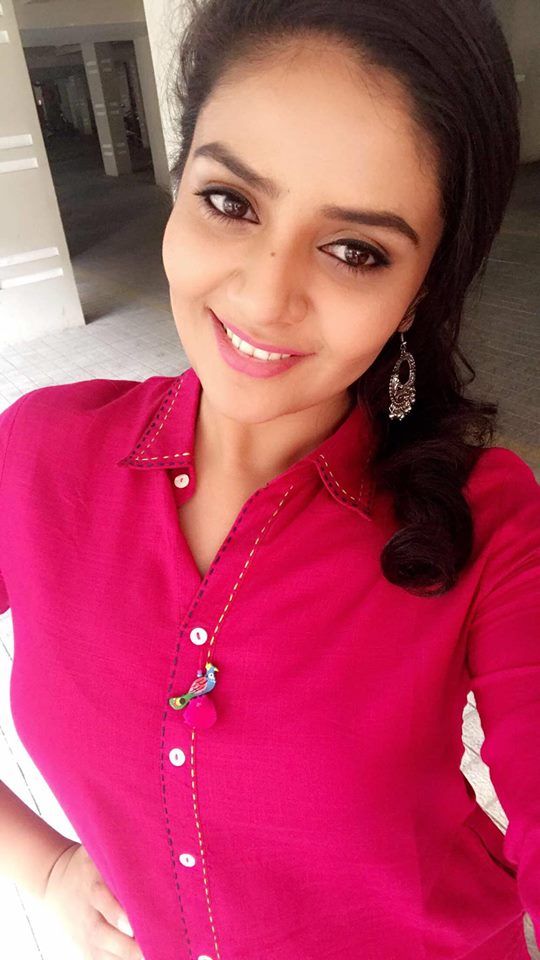 TV Anchor Srimukhi Unseen and Rare Photos