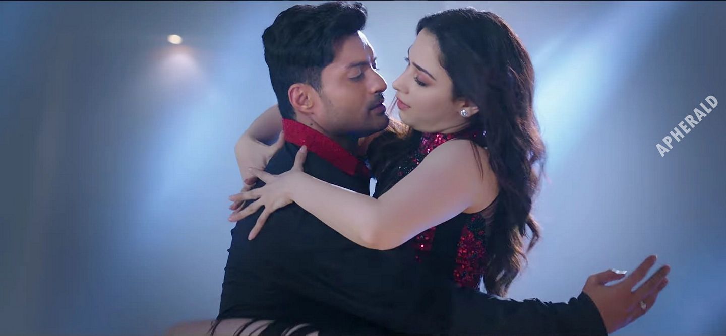 Tamanna's Hottest Salsa Dance song stills