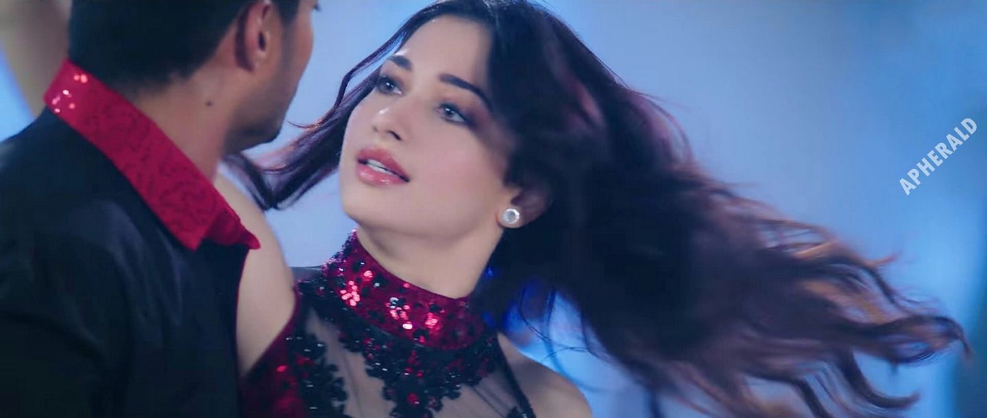 Tamanna's Hottest Salsa Dance song stills