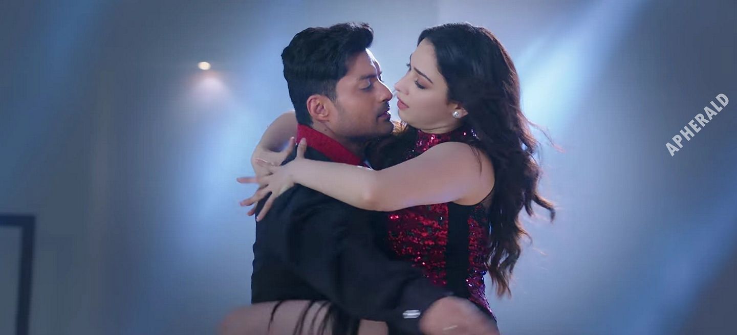 Tamanna's Hottest Salsa Dance song stills