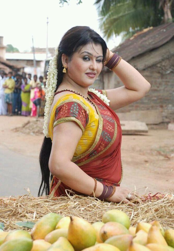 Tamil Actress Sona Heiden Never Seen Personal Photos Collections