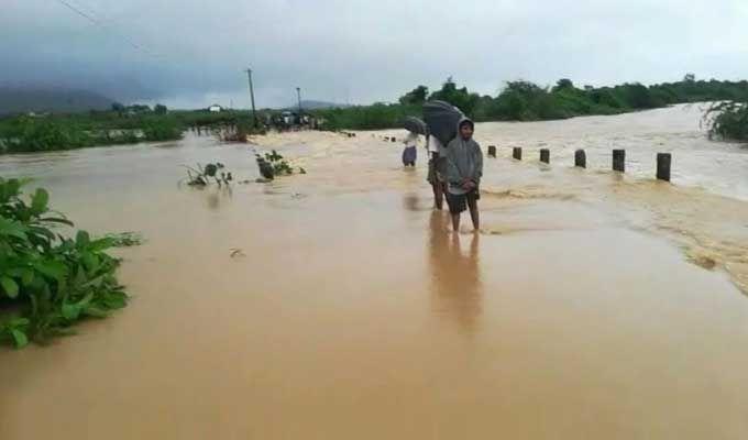 Telangana: Heavy rains lashes the city