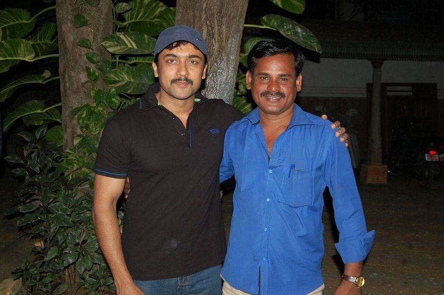 Thaana Serntha Koottam Tamil Movie Working Stills