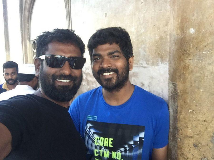 Thaana Serntha Koottam Tamil Movie Working Stills