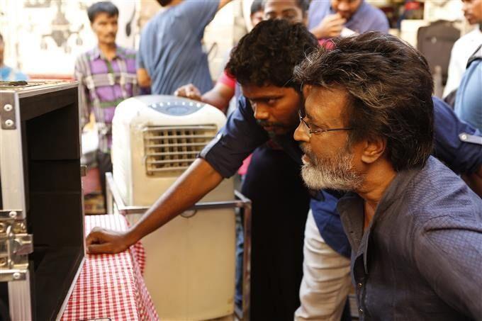 Thalaiva Superstar RajiniKanth recent clicks from Kaala Shooting Spot