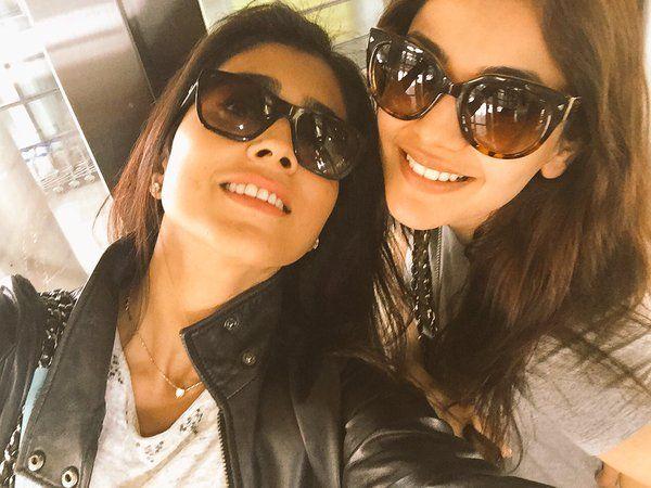 Tollywood Actresses Unseen Bonded Over Selfies Photos