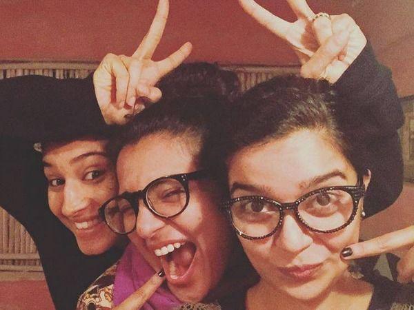 Tollywood Actresses Unseen Bonded Over Selfies Photos