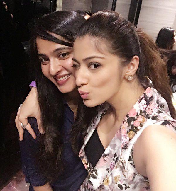 Tollywood Actresses Unseen Bonded Over Selfies Photos