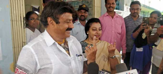 Tollywood Celebrities Vote Casting Photos 