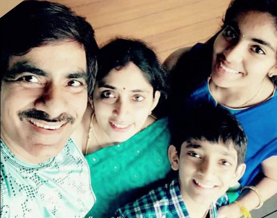 Tollywood Heroes with Their Wives Unseen Photos