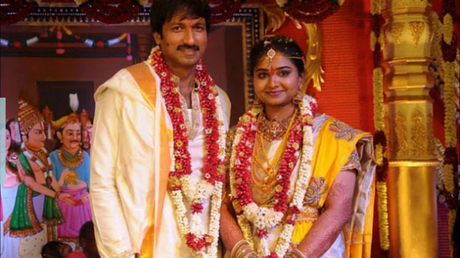 Tollywood Heroes with Their Wives Unseen Photos