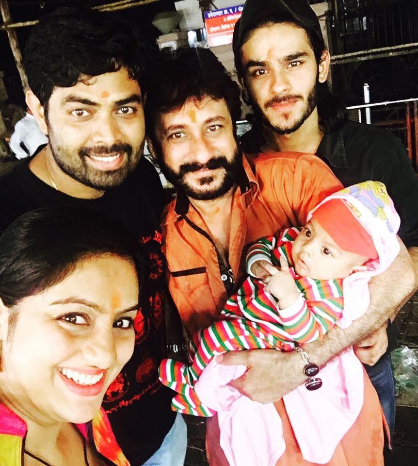 Tv actress Deepika Singh Unseen Family photos