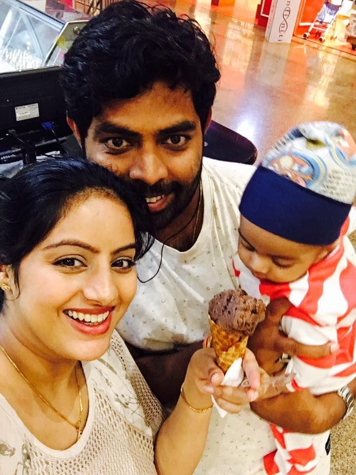 Tv actress Deepika Singh Unseen Family photos