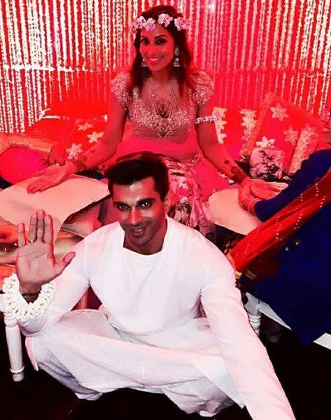 UNSEENED: Bipasha Basu & Karan Singh Grover's Wedding Pictures