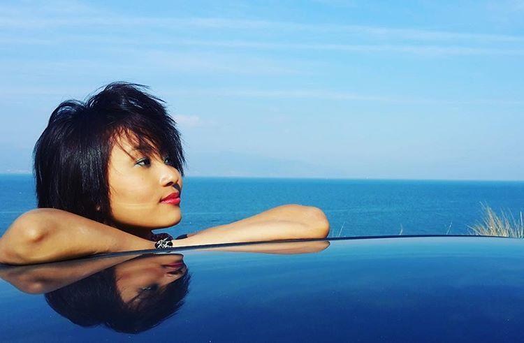 Underwater Pictures of Milind Soman & Ankita Konwar’s Take The Internet By Storm