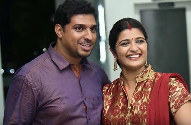 Unseen Photos: Famous Tamil Serial Actress With Real Life Husband