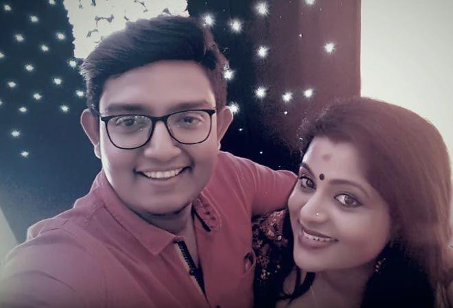 Unseen Photos: Famous Tamil Serial Actress With Real Life Husband