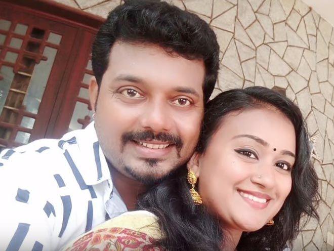 Unseen Photos: Famous Tamil Serial Actress With Real Life Husband