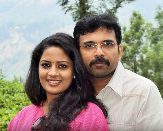 Unseen Photos: Famous Tamil Serial Actress With Real Life Husband