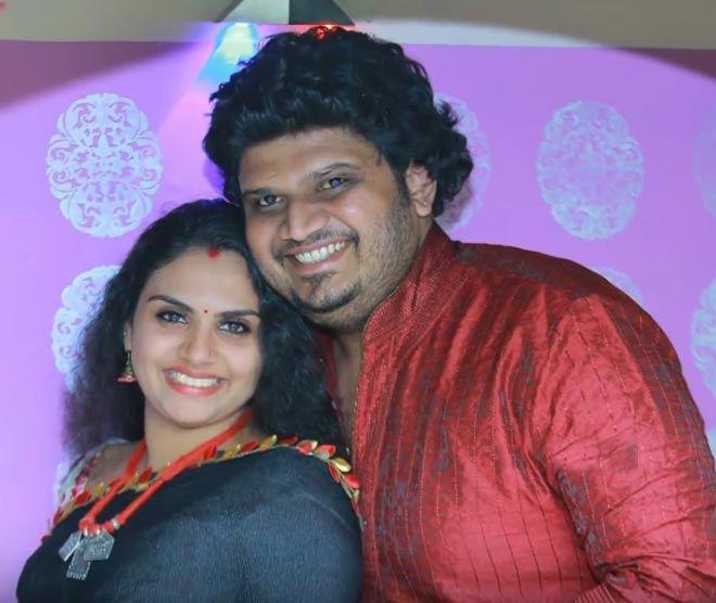 Unseen Photos: Famous Tamil Serial Actress With Real Life Husband