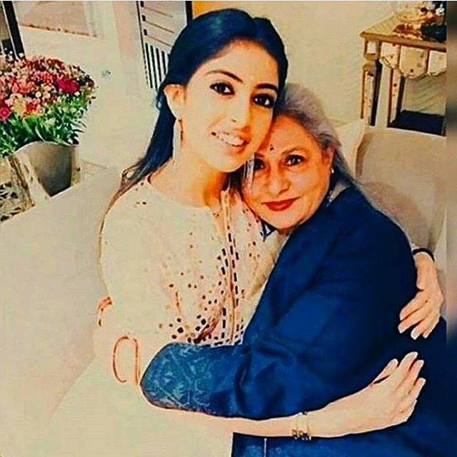 Unseen Photos of Amitabh Bachchan's Granddaughter Navya Naveli Nanda