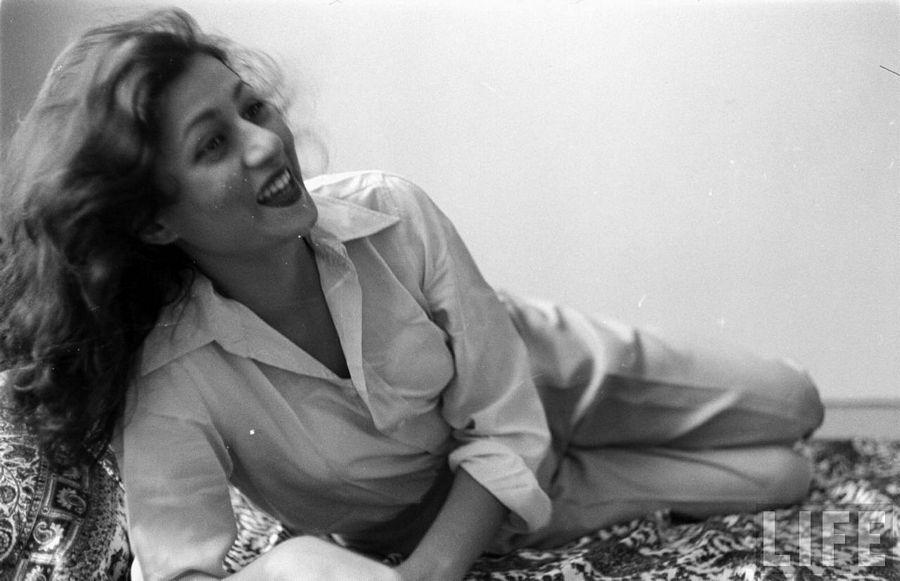 VINTAGE Rare Photos of Madhubala  