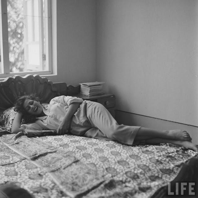 VINTAGE Rare Photos of Madhubala  