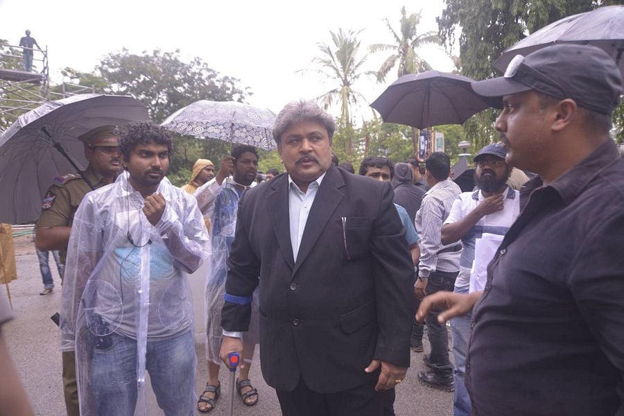 Veedevaadu Working Stills