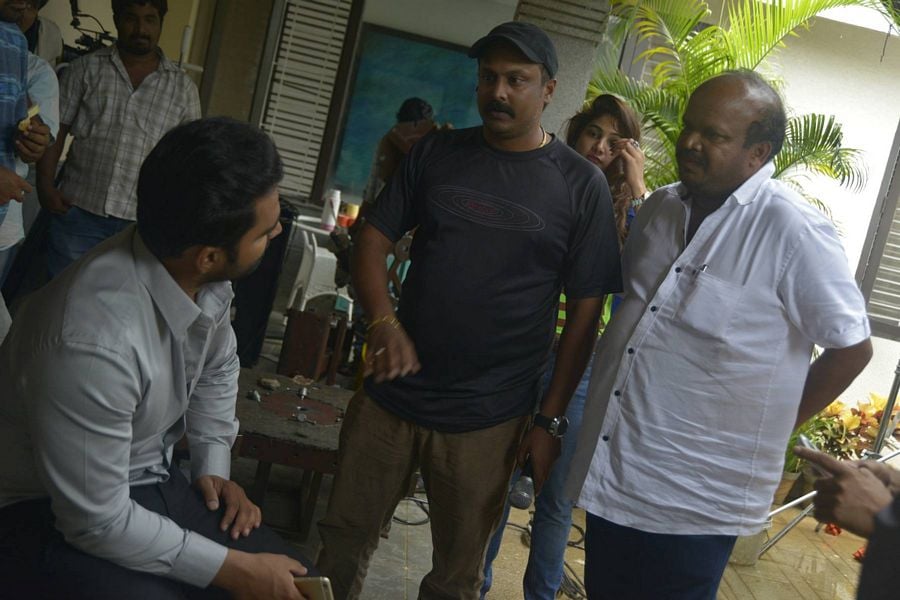 Veedevaadu Working Stills