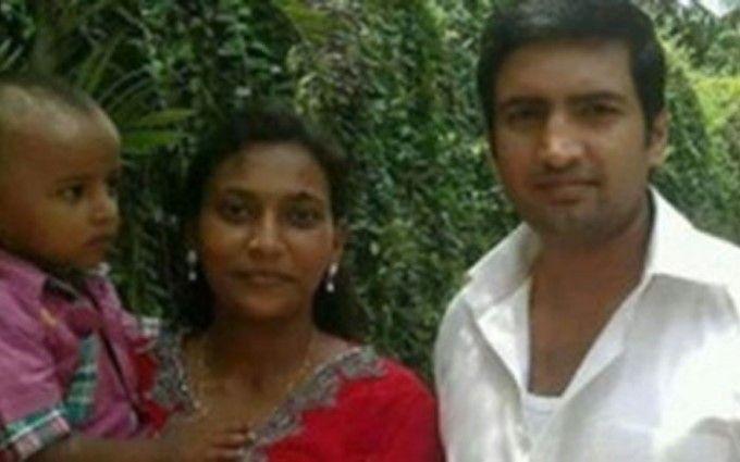 Very Rare & UNseened Photos Of Santhanam