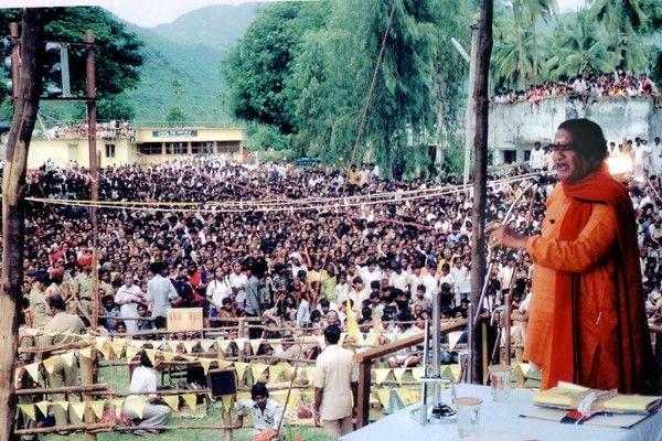 Sr NTR Rare & Unseen Stills During Political Campaign