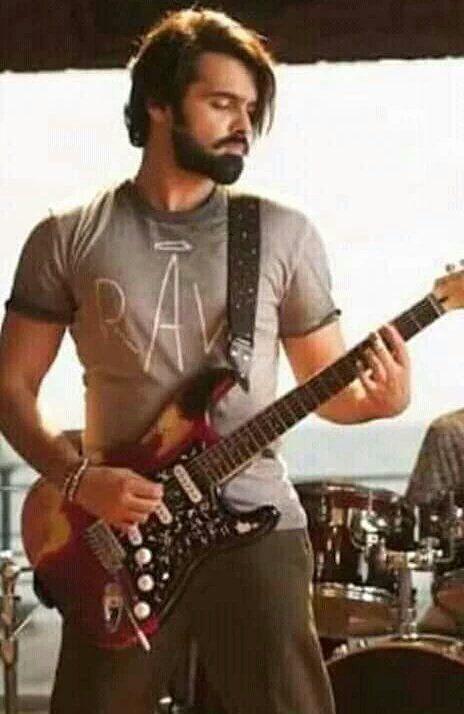 Vunnadi Okate Zindagi Movie New Posters & Working Stills