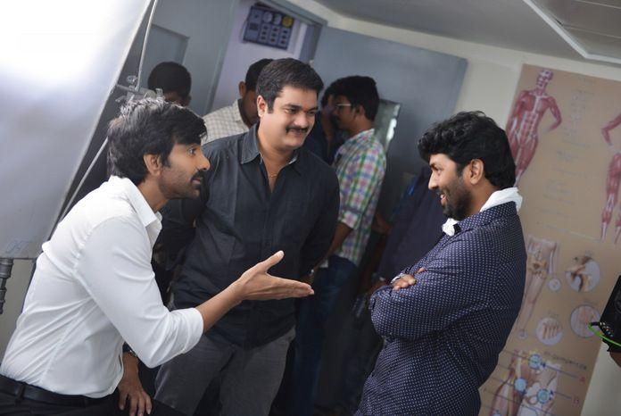 Working Stills of Mass Maharaja RaviTeja's NelaTicket