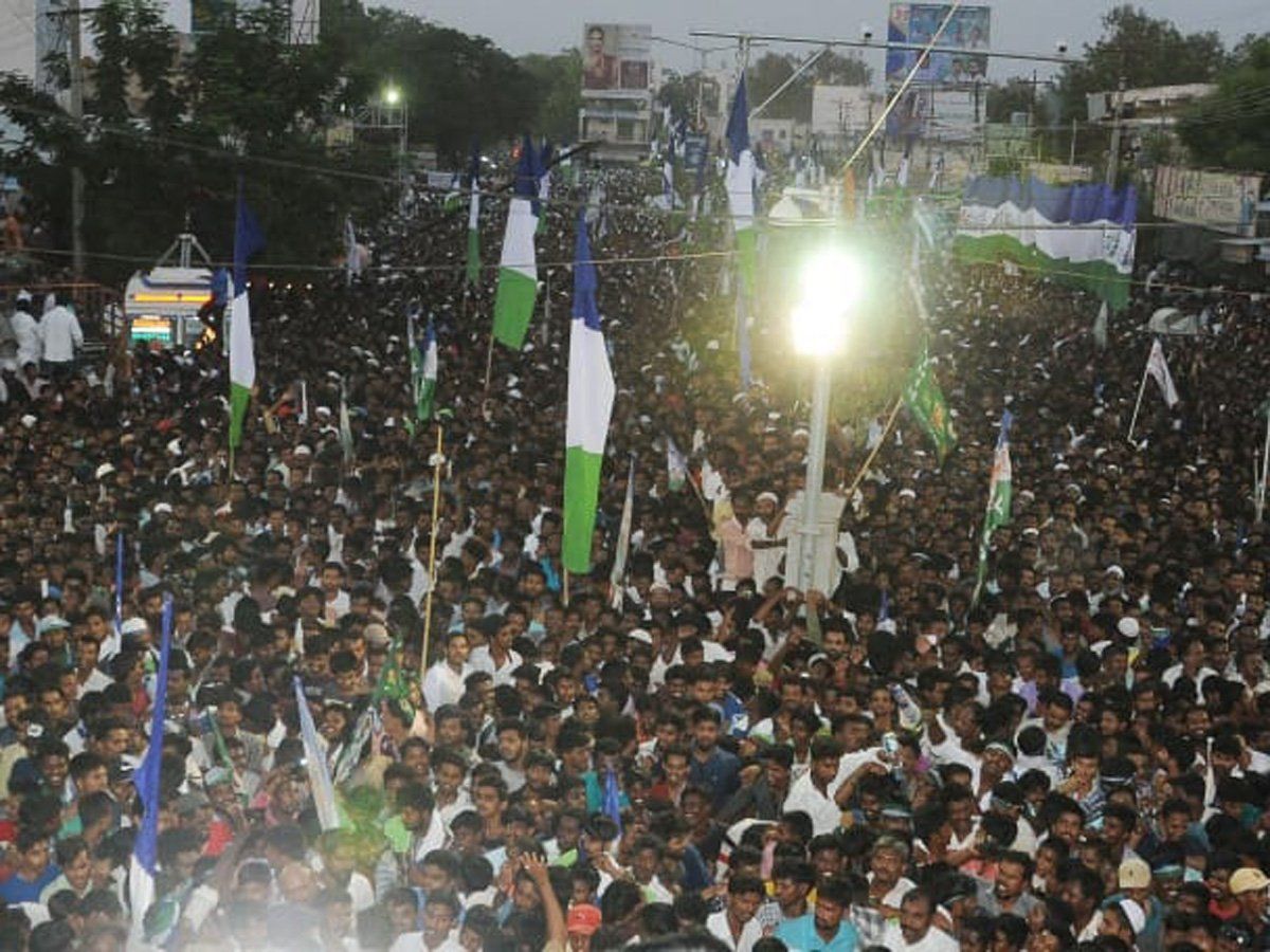 Y.S Jagan Election Meeting In Hindupur Photos