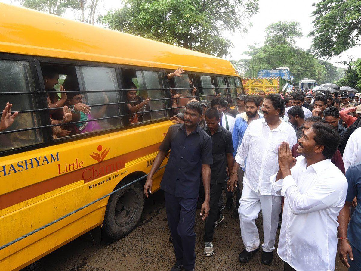 YS Jagan Continuous Padayatra In Rain Photos