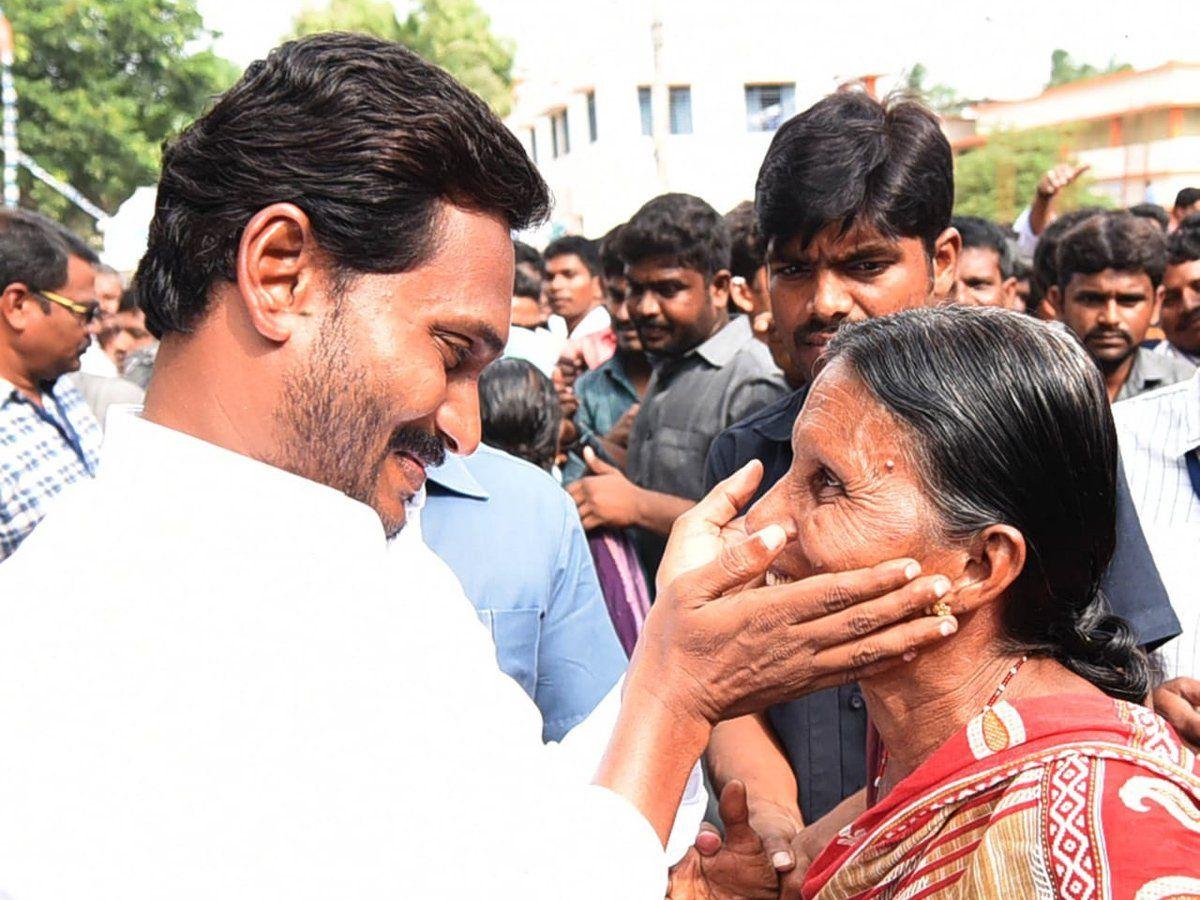 YS Jagan Padayatra Day 224 Photo Gallery