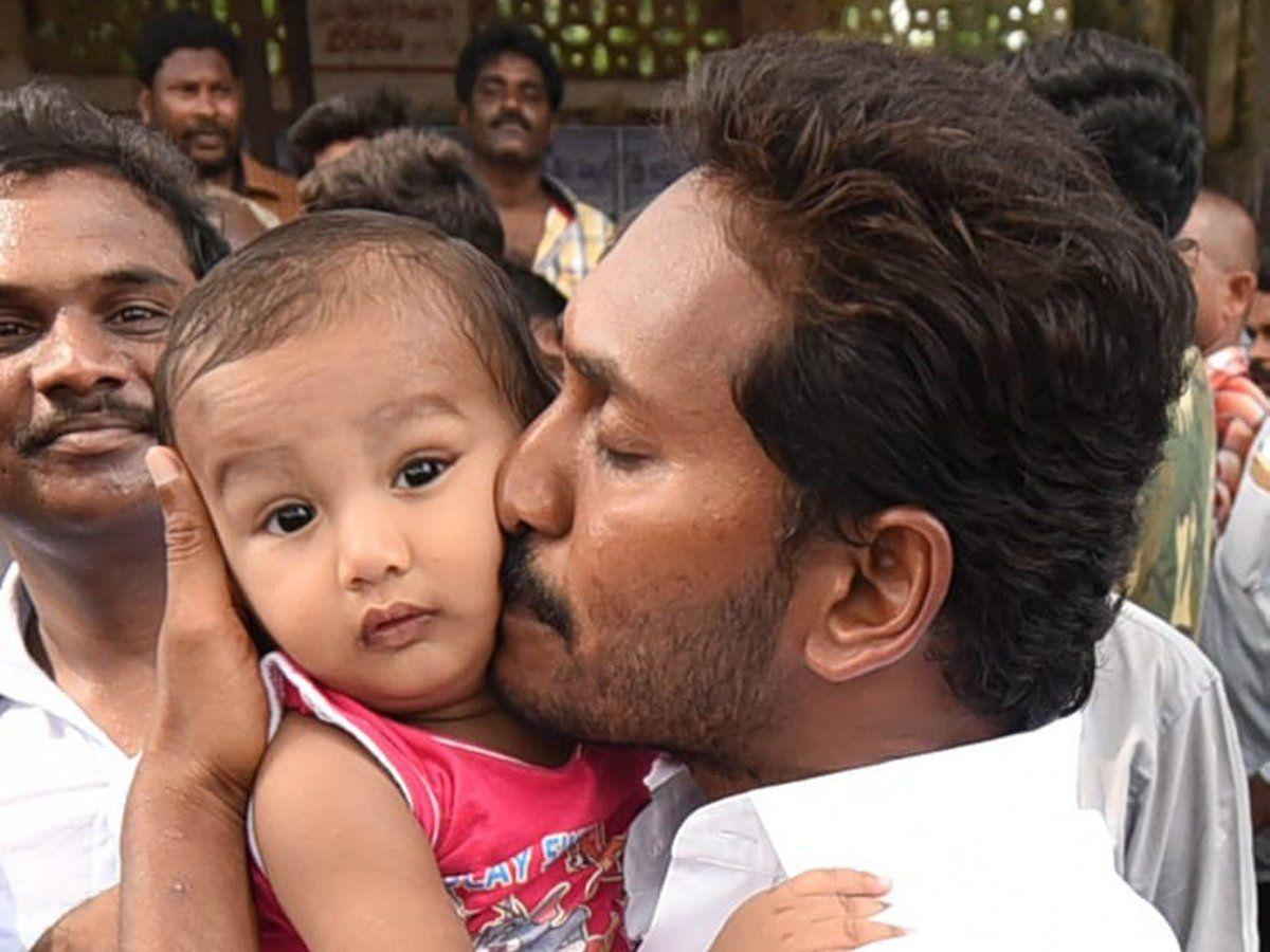 YS Jagan Padayatra Day 224 Photo Gallery