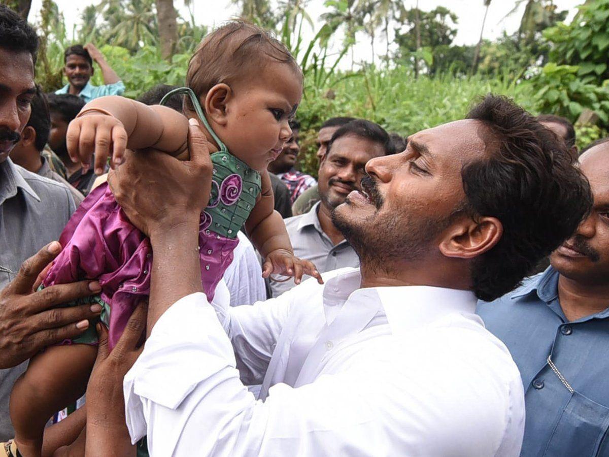 YS Jagan Padayatra Day 224 Photo Gallery