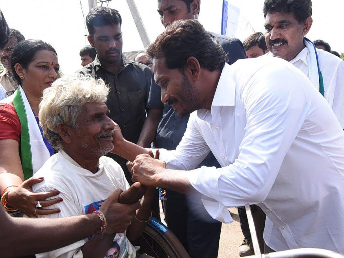 YS Jagan Padayatra Day 226 Photo Gallery