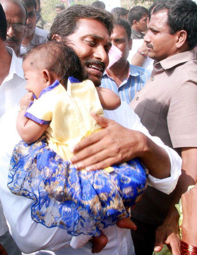 YS Jagan Praja Sankalpa Yatra Day 44 Photos