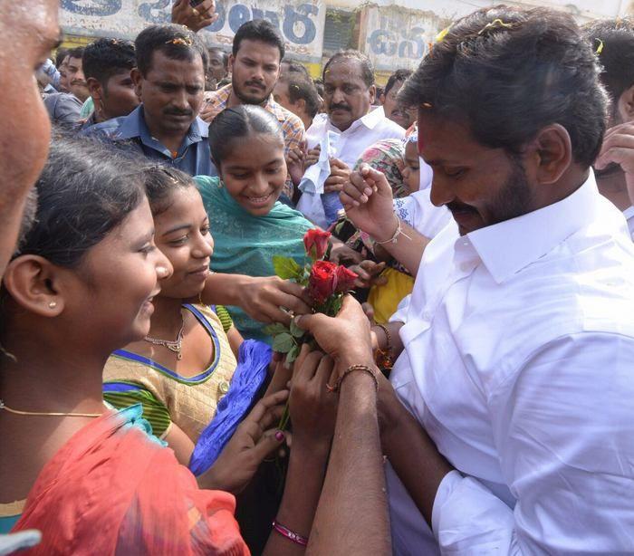 YS Jagan Praja Sankalpa Yatra Day 8 Photos