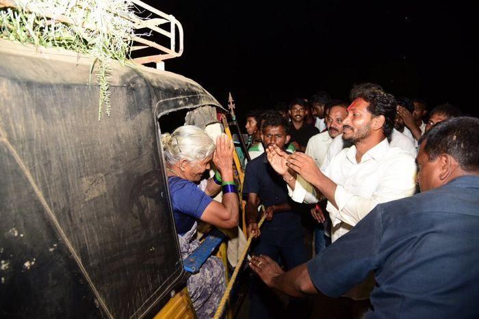 YS Jagan Praja Sankalpa Yatra Day 8 Photos