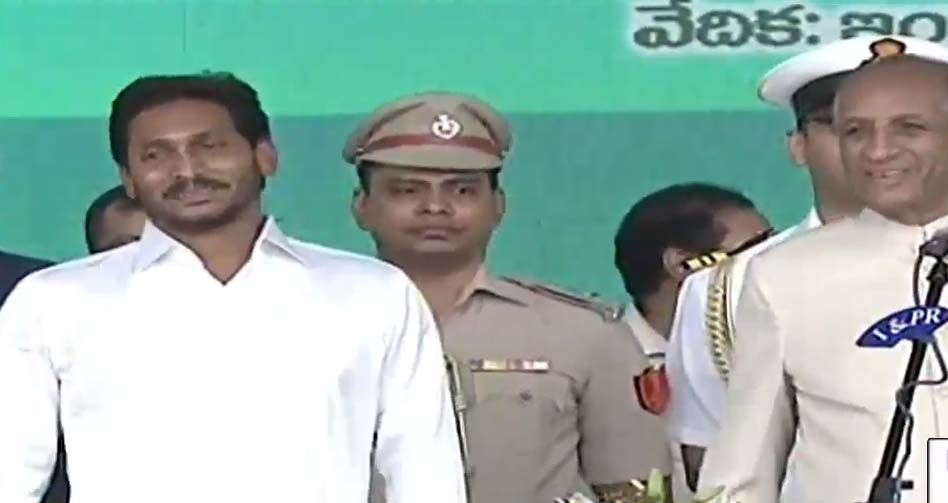 YS Jagan Swearing in Ceremony Photos