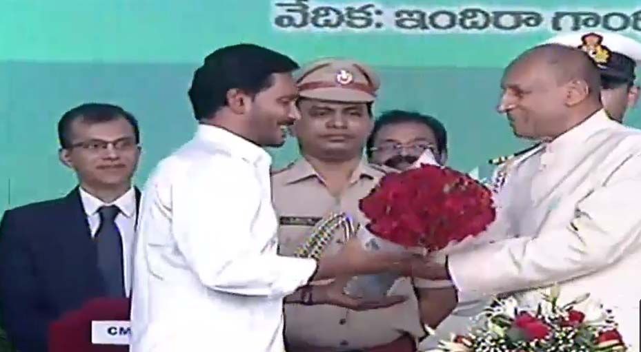 YS Jagan Swearing in Ceremony Photos