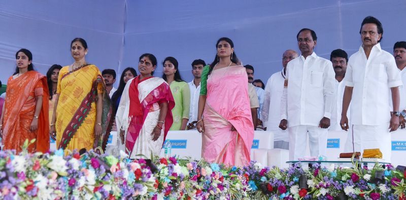 YS Jagan Swearing in Ceremony Pics