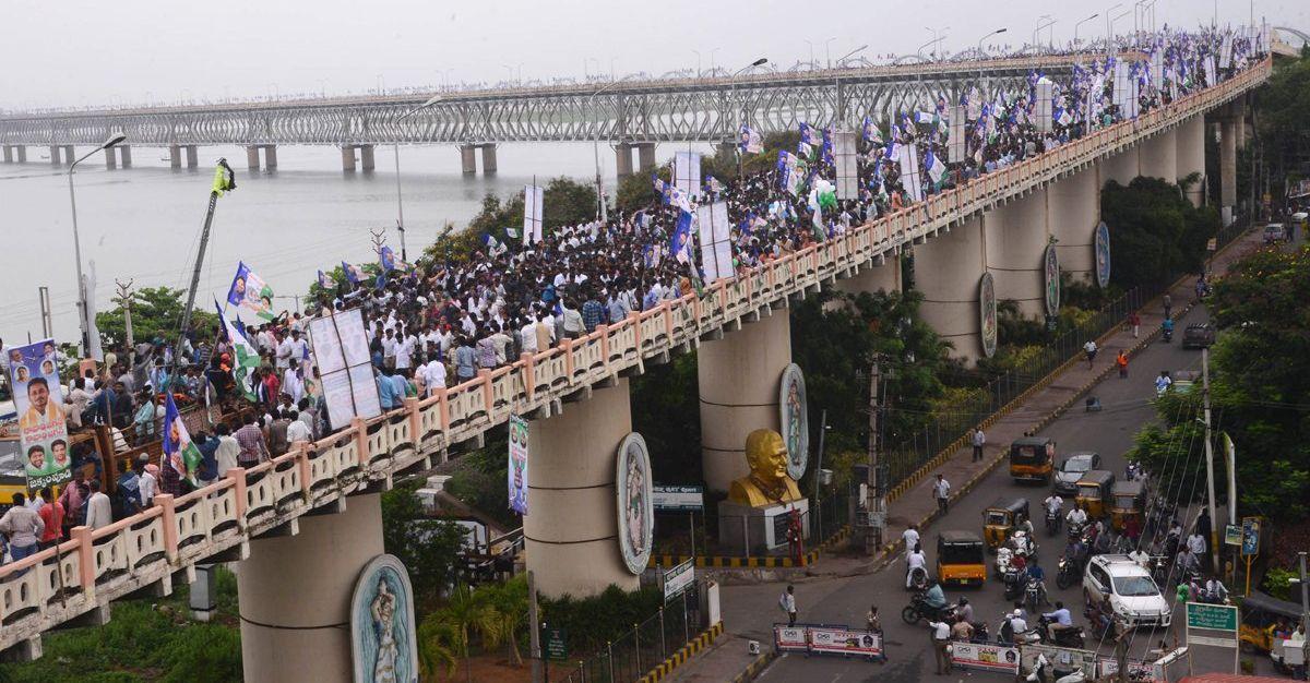 YS Jagan's Praja Sankalpa Yatra Day 187 Photos